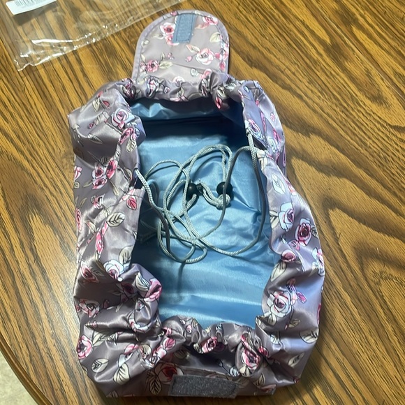 New in package GlamGal Poshbag-The ultimate cosmetic bag ( Rose print ) - Picture 6 of 8